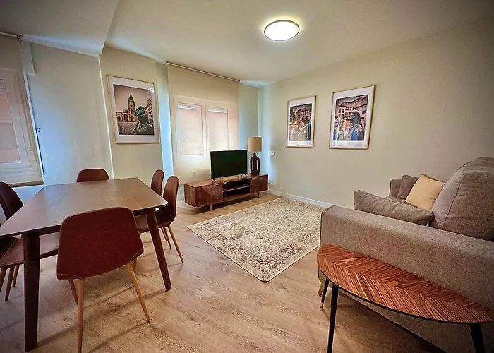 Bellavetusta Postigo Apartment